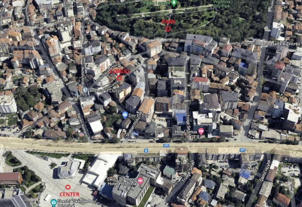 Spacious 3-Bedroom Condo Next To City Center Πρίστινα Εξωτερικό φωτογραφία