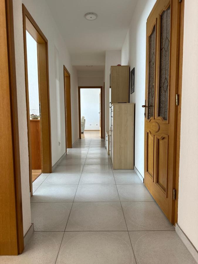 Spacious 3-Bedroom Condo Next To City Center Πρίστινα Εξωτερικό φωτογραφία